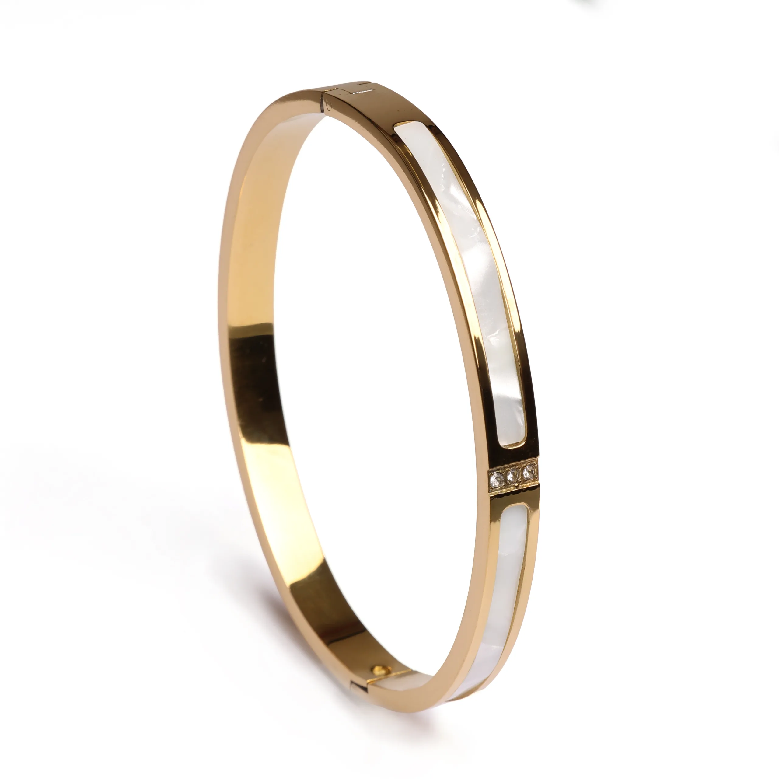 Woman's Gold Plated Bracelet (Delilah)